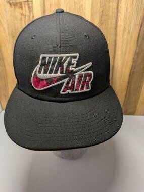 Nike Air True Unisex SnapBack Black Hat With Pink Accents